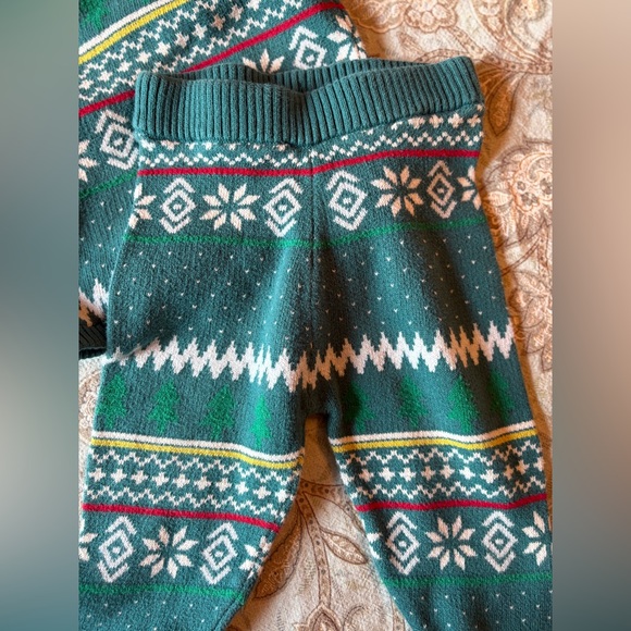 Hanna Andersson Christmas Tree Fair Isle Sweater and Pants set 12-18 months - Picture 4 of 6